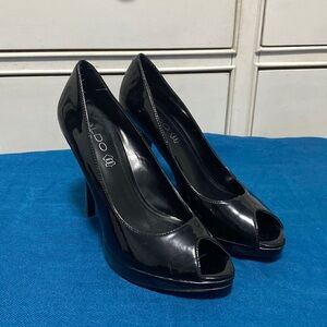 Aldo patent leather shoes 4.5 inch heels